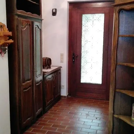 Ferienhaus Roman هينترستودر